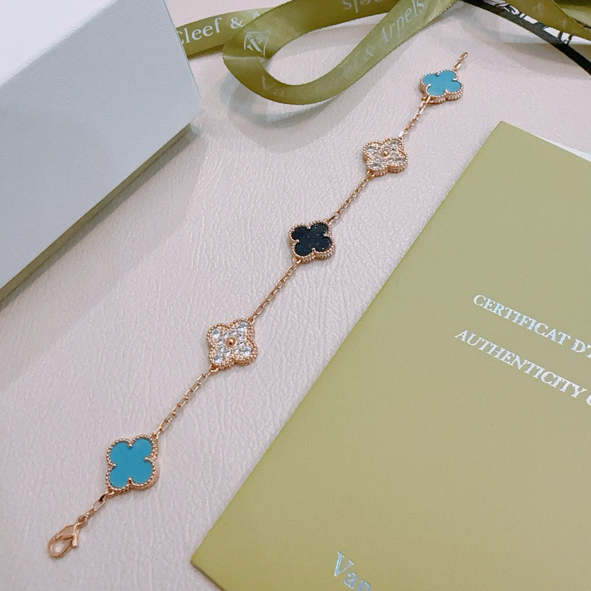 China Replica Van Cleef Arpels Bracelets 40usd Only