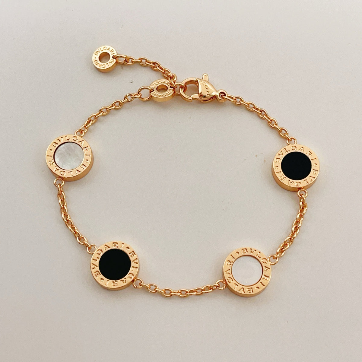 China Replica Bvlgari Bracelets 30usd Only