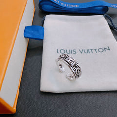 China Replica LV Necklaces 30usd Only