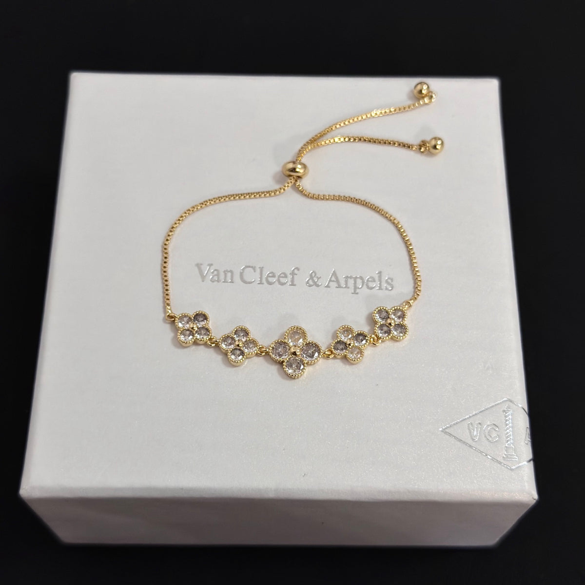 China Replica Van Cleef Arpels Bracelets 52usd Only