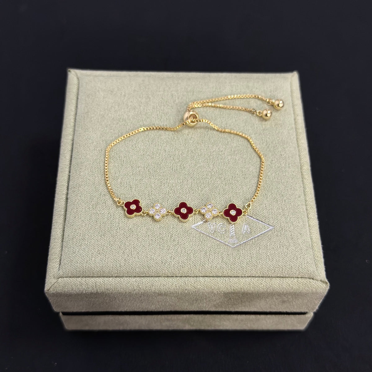 China Replica Van Cleef Arpels Bracelets 52usd Only