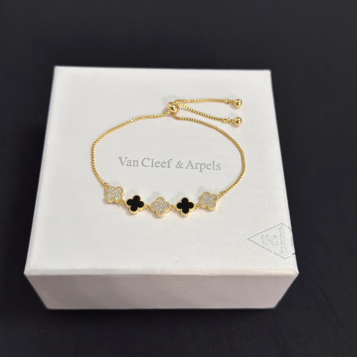 China Replica Van Cleef Arpels Bracelets 52usd Only