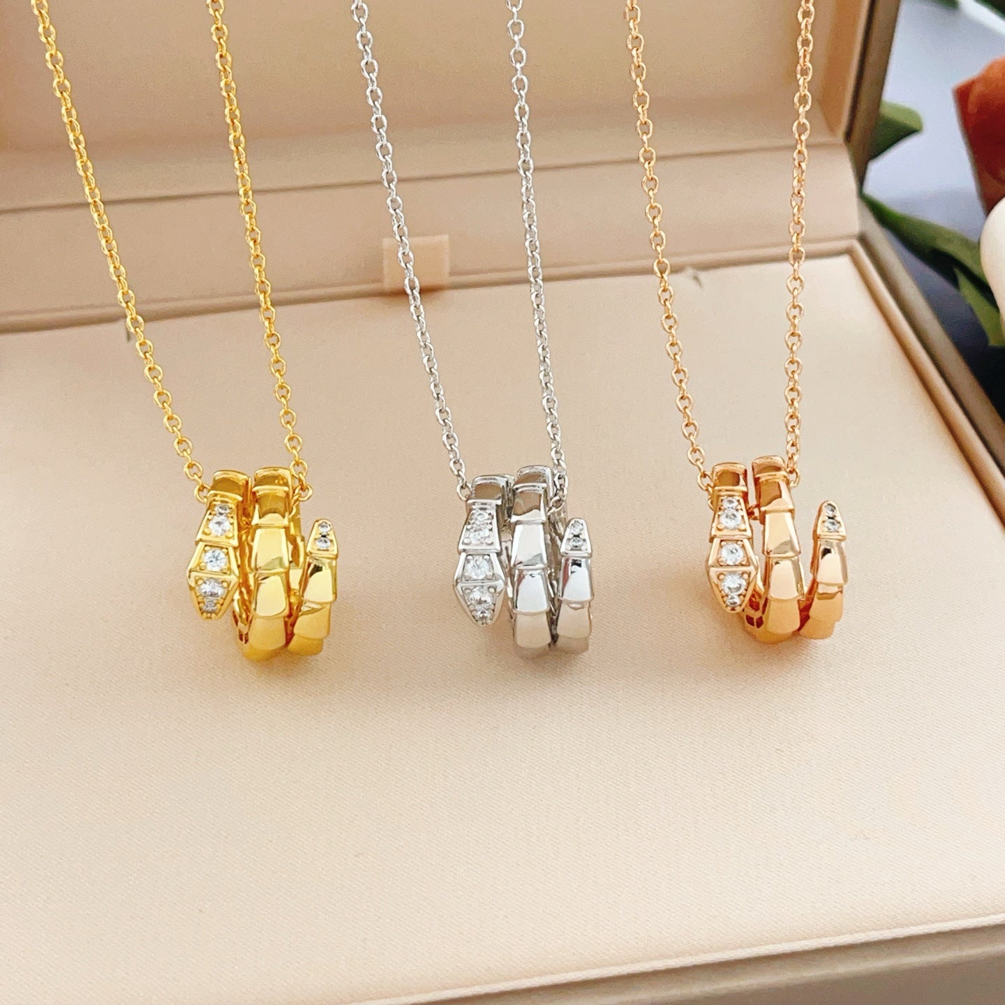 China Replica Bvlgari Necklaces 39usd Only