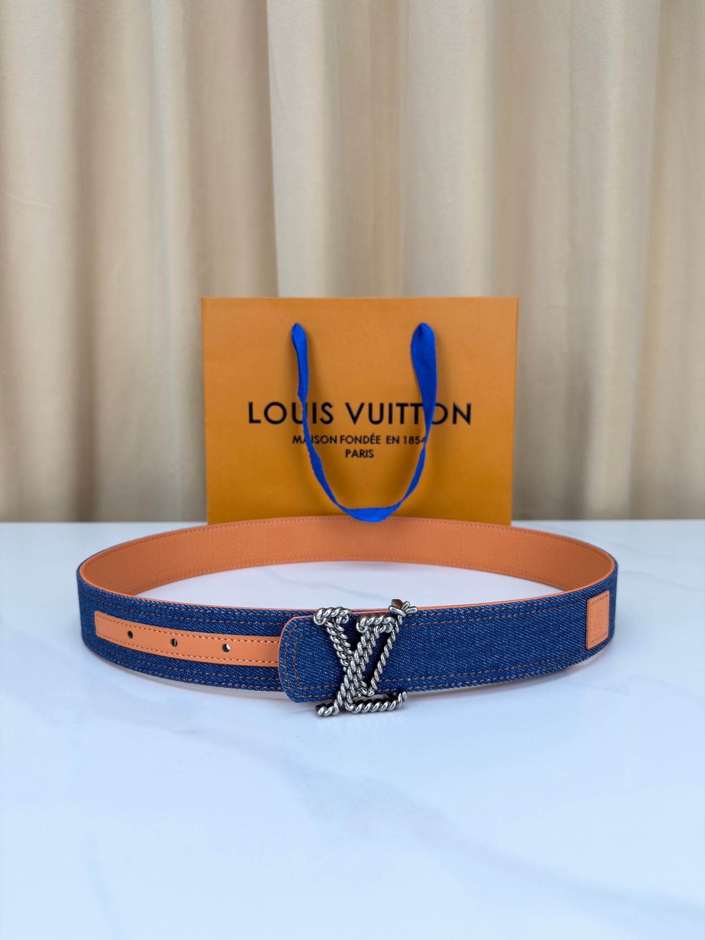 China Replica LV Belts 59usd Only