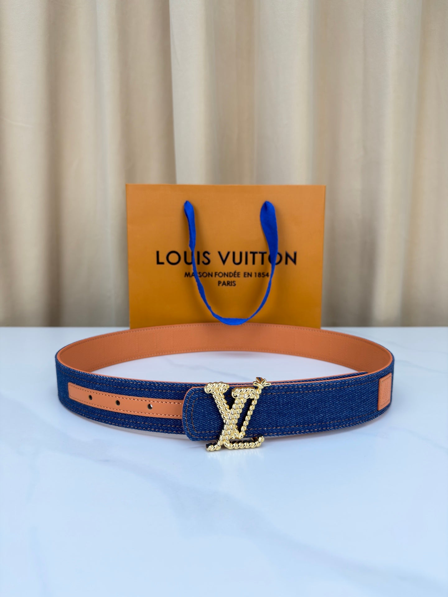 China Replica LV Belts 59usd Only