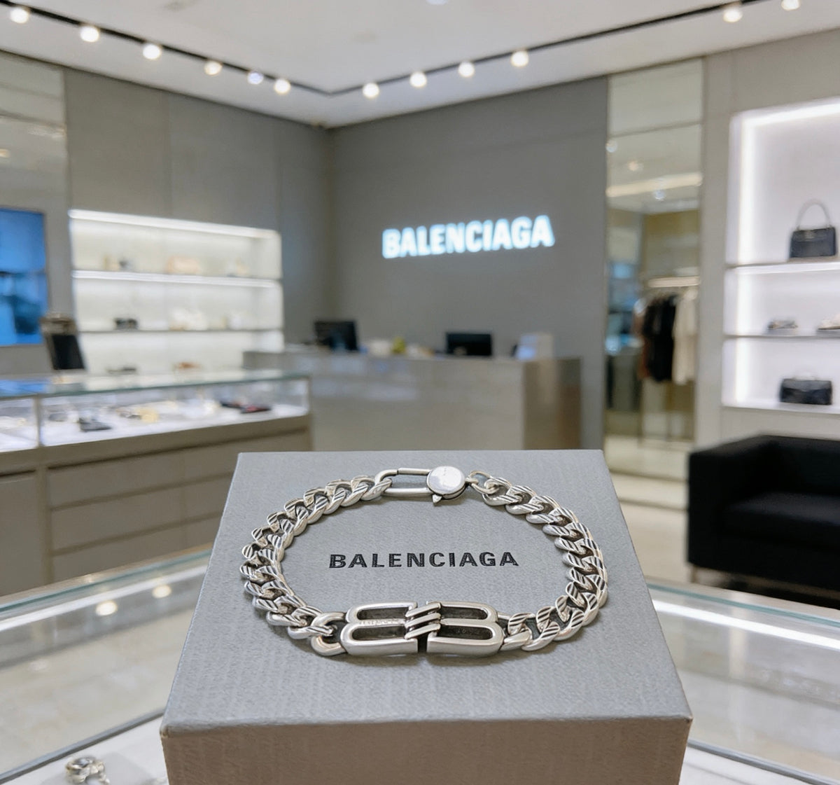 China Replica Balenciaga Bracelets 60usd Only