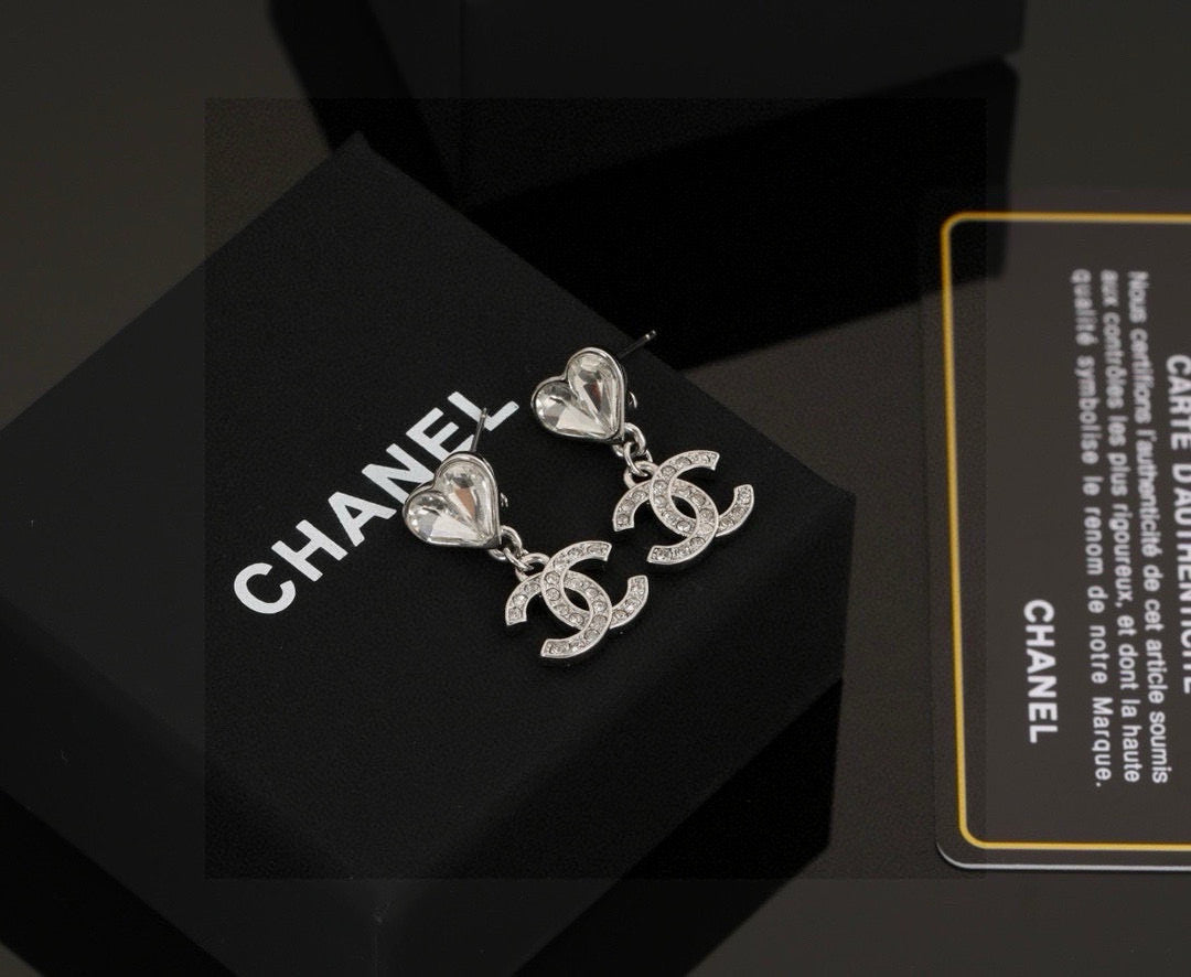 China Replica Chanel Earrings 20usd Only