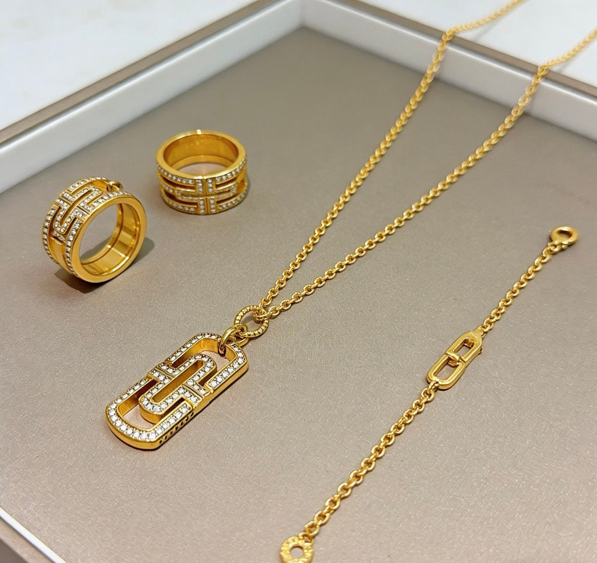 China Replica Bvlgari Necklaces 48usd Only