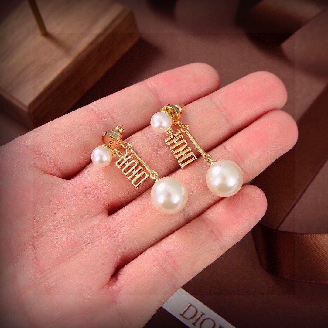 China Replica Dior Earrings 22usd Only