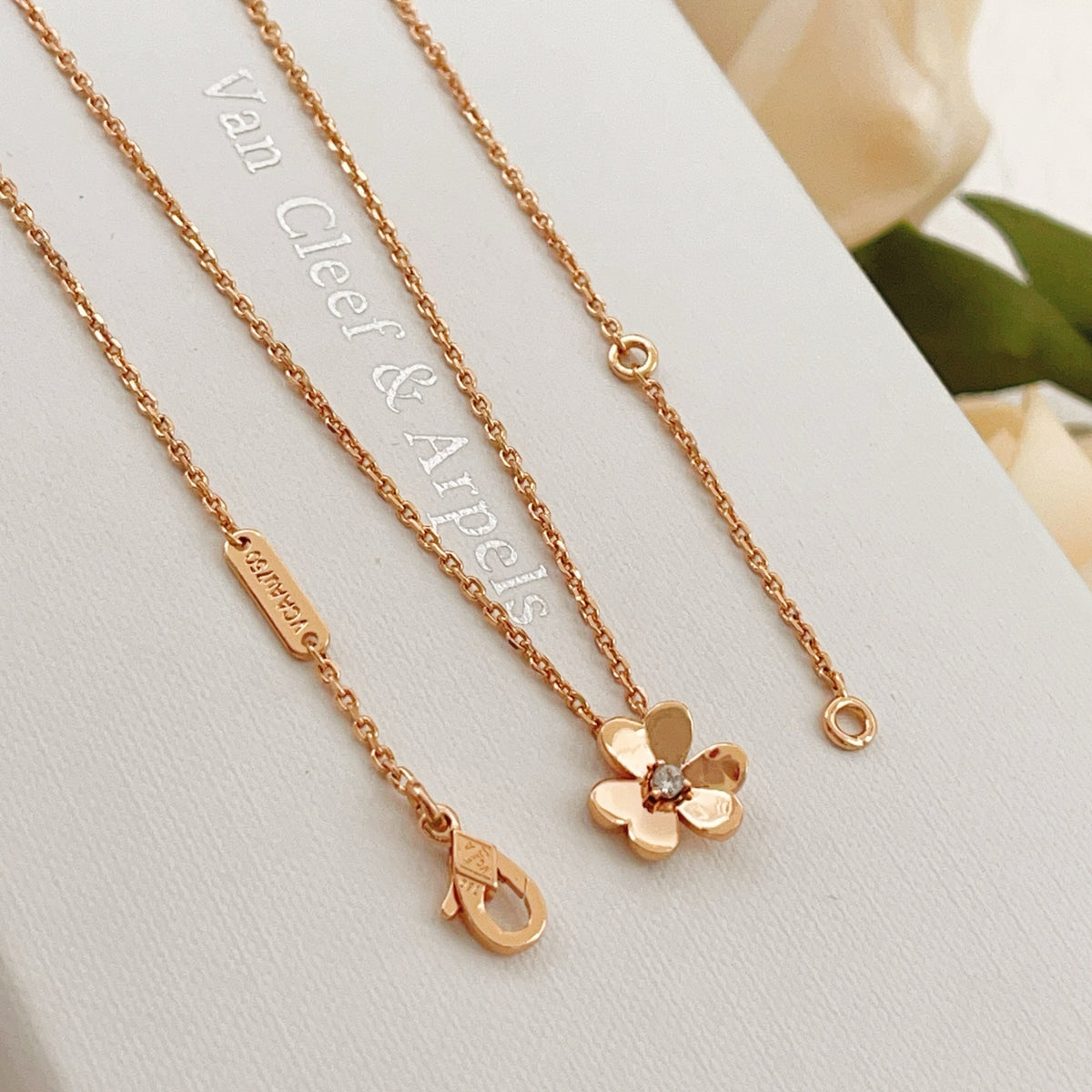 China Replica Van Cleef Arpels Necklaces 34usd Only