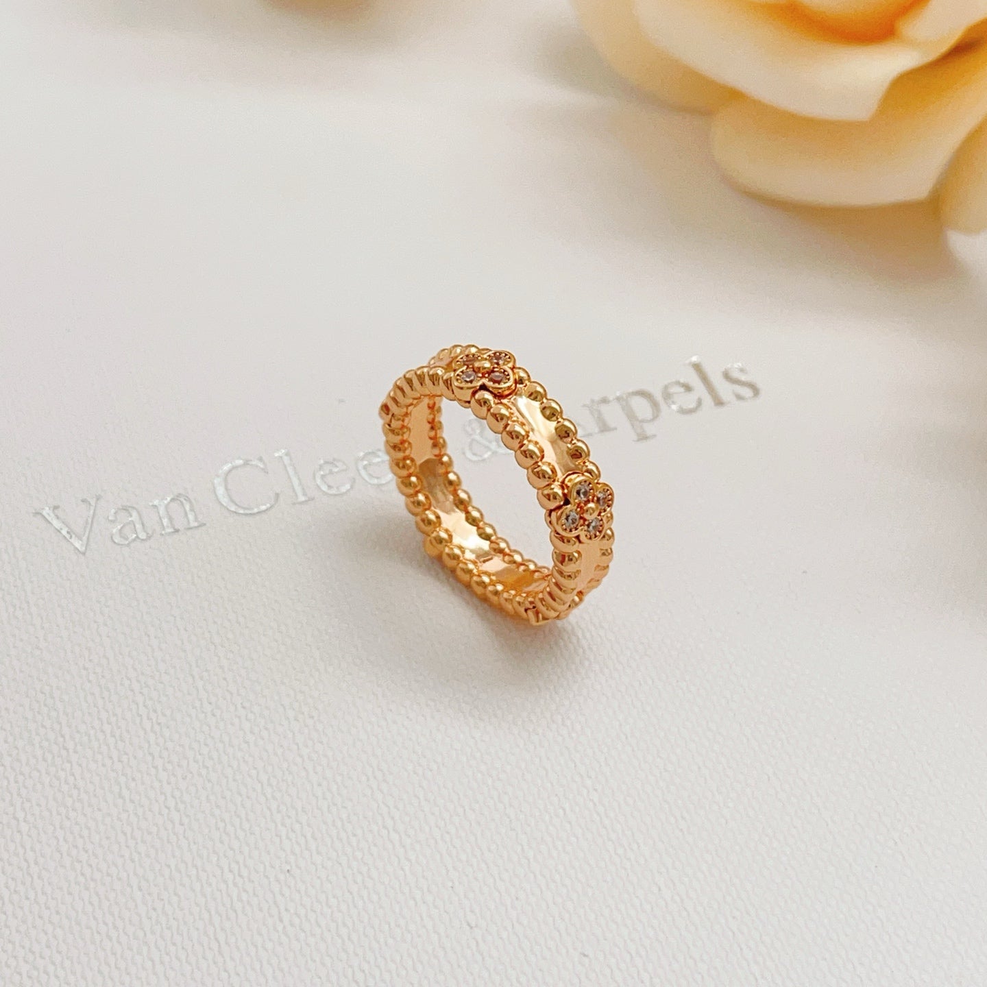 China Replica Van Cleef Arpels Rings 29usd Only