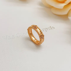 China Replica Van Cleef Arpels Rings 29usd Only