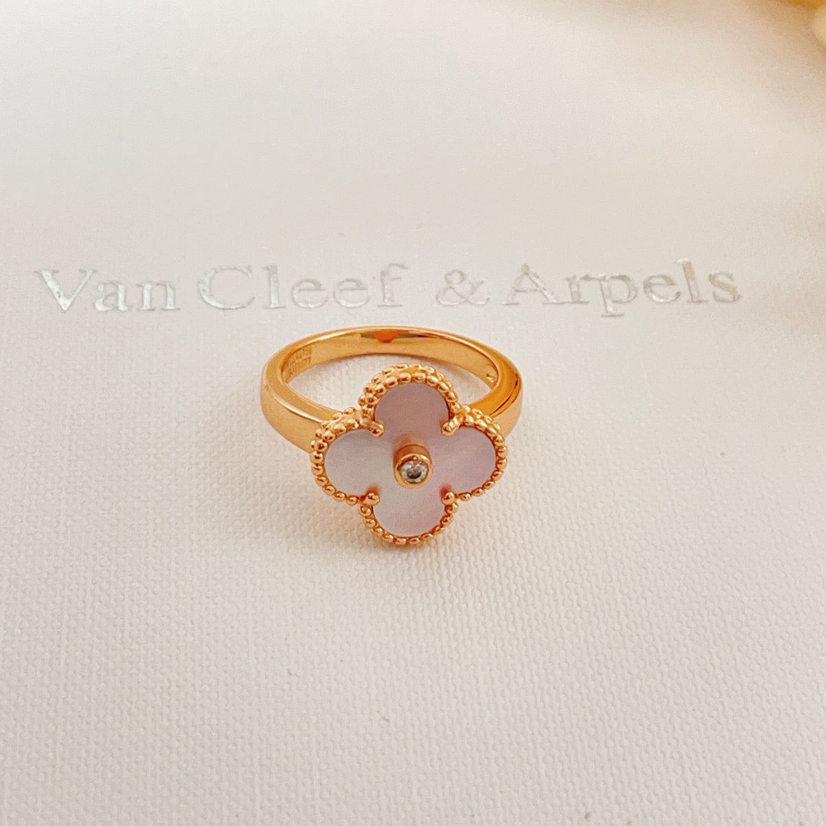 China Replica Van Cleef Arpels Rings 28usd Only