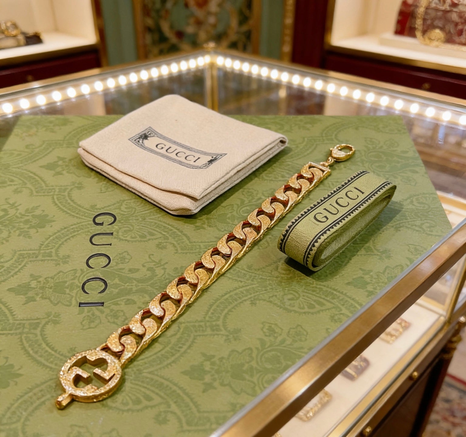 China Replica Gucci Bracelets 42usd Only
