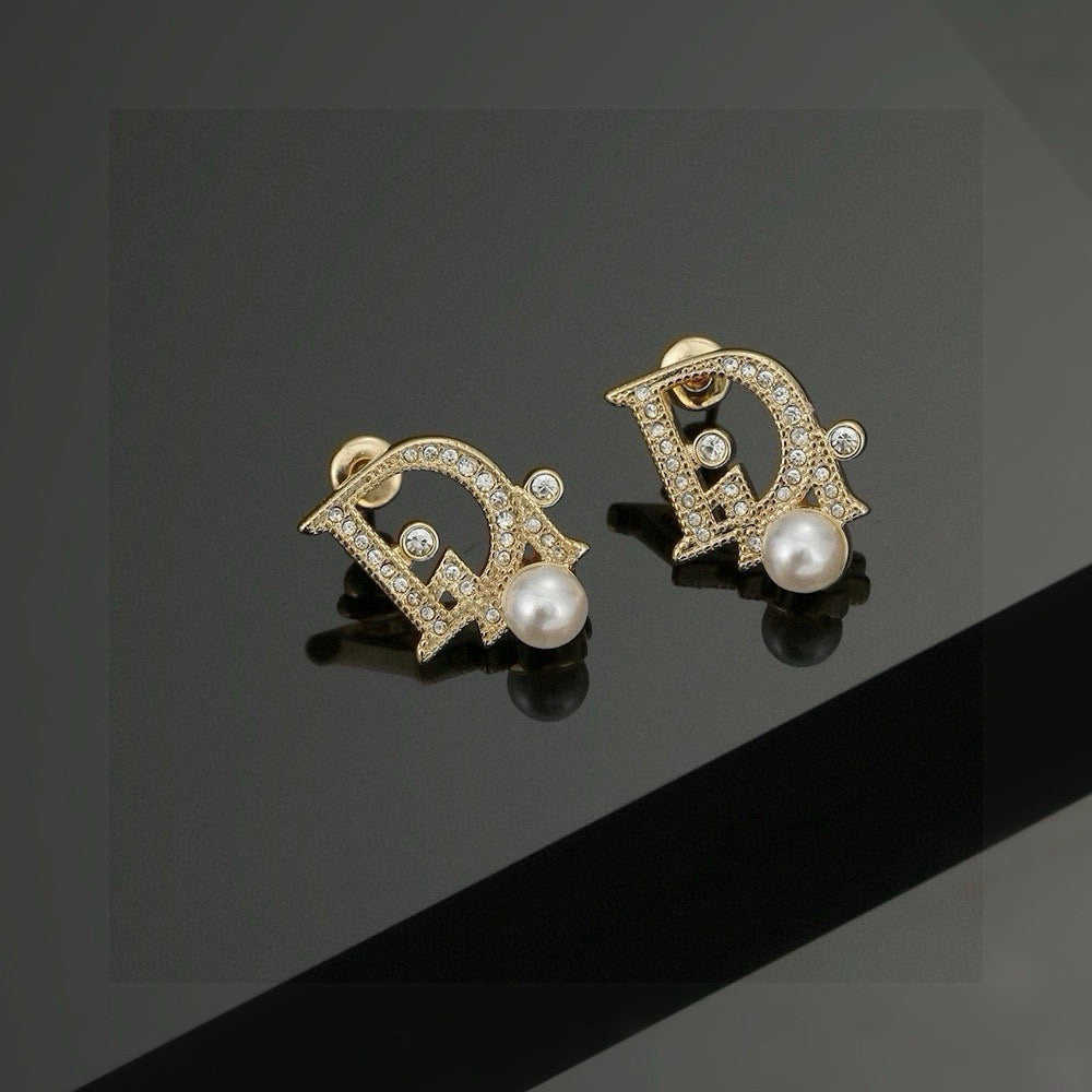 China Replica Dior Earrings 20usd Only