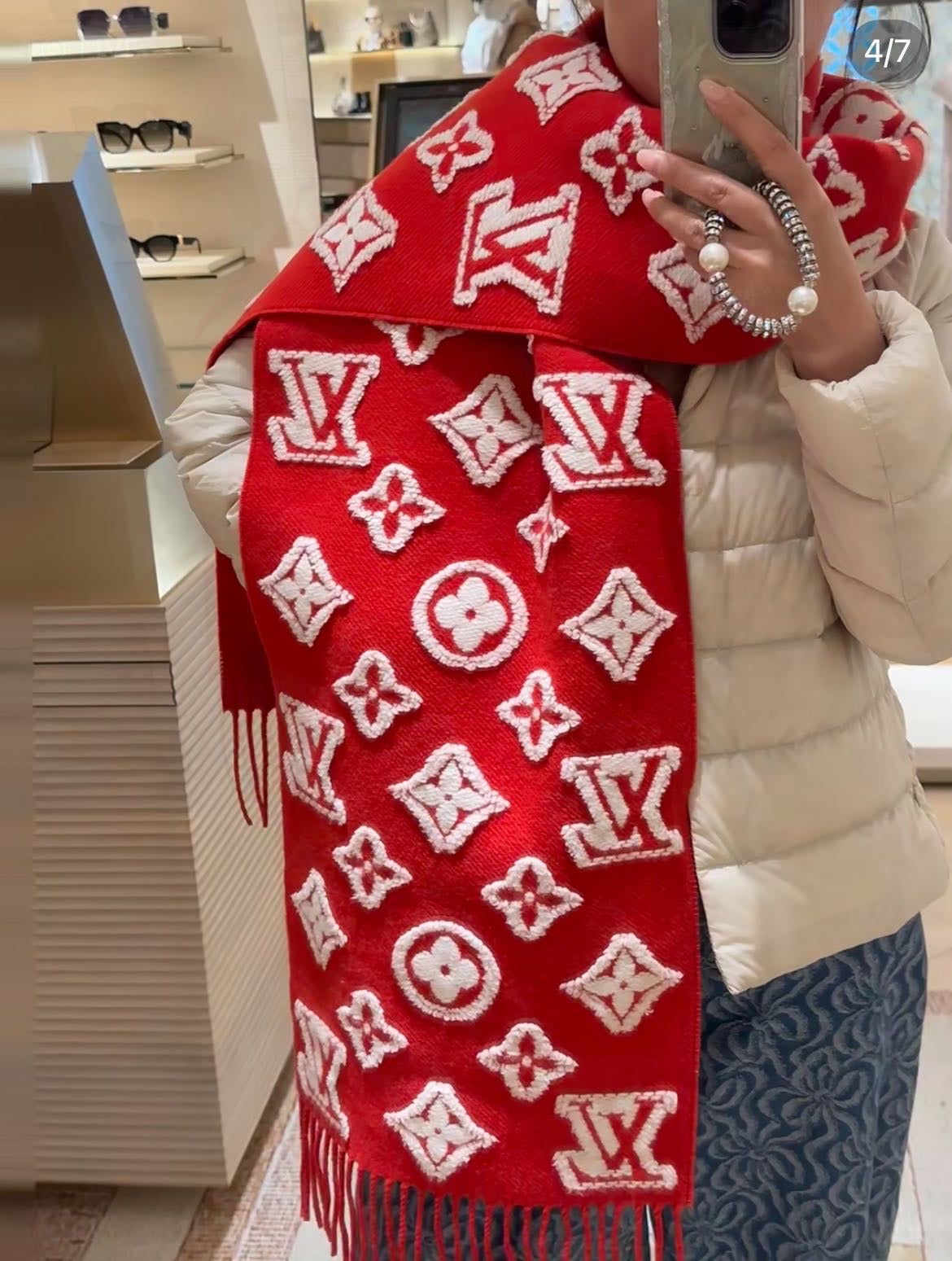 China Replica LV Scarf 62usd Only