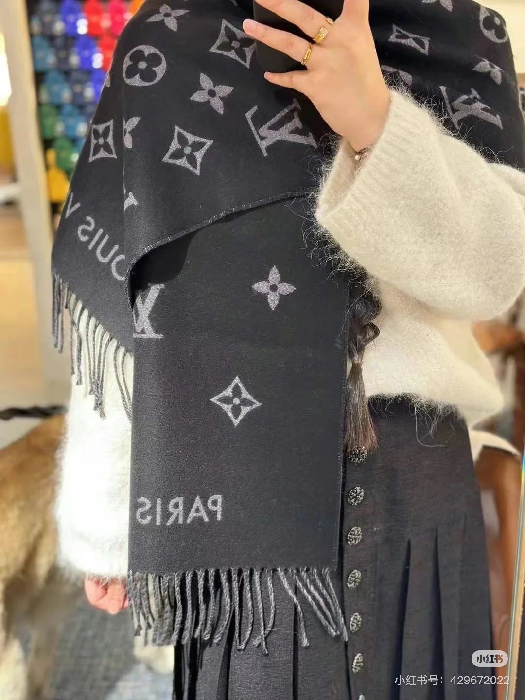 China Replica Gucci Scarf 48usd Only