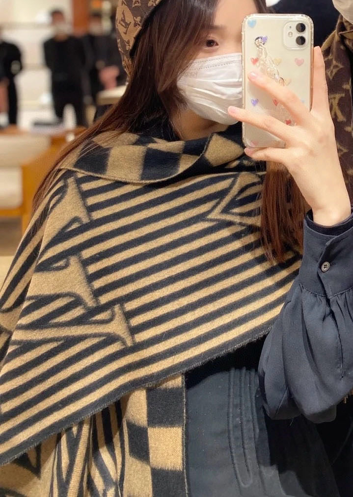 China Replica Gucci Scarf 52usd Only