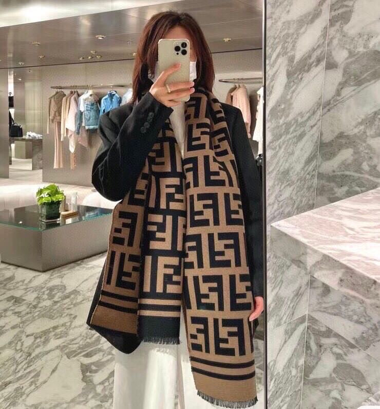 China Replica Fendi Scarf 54usd Only