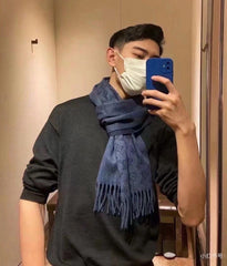 China Replica LV Scarf 56usd Only
