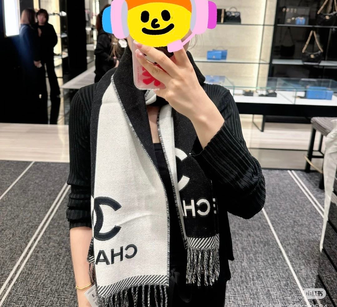 China Replica Chanel Scarf 40usd Only