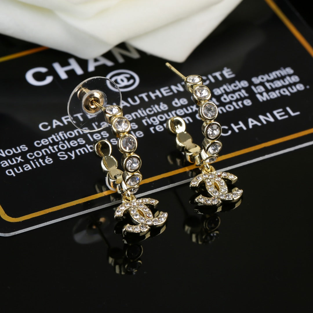 China Replica Chanel Earrings 20usd Only