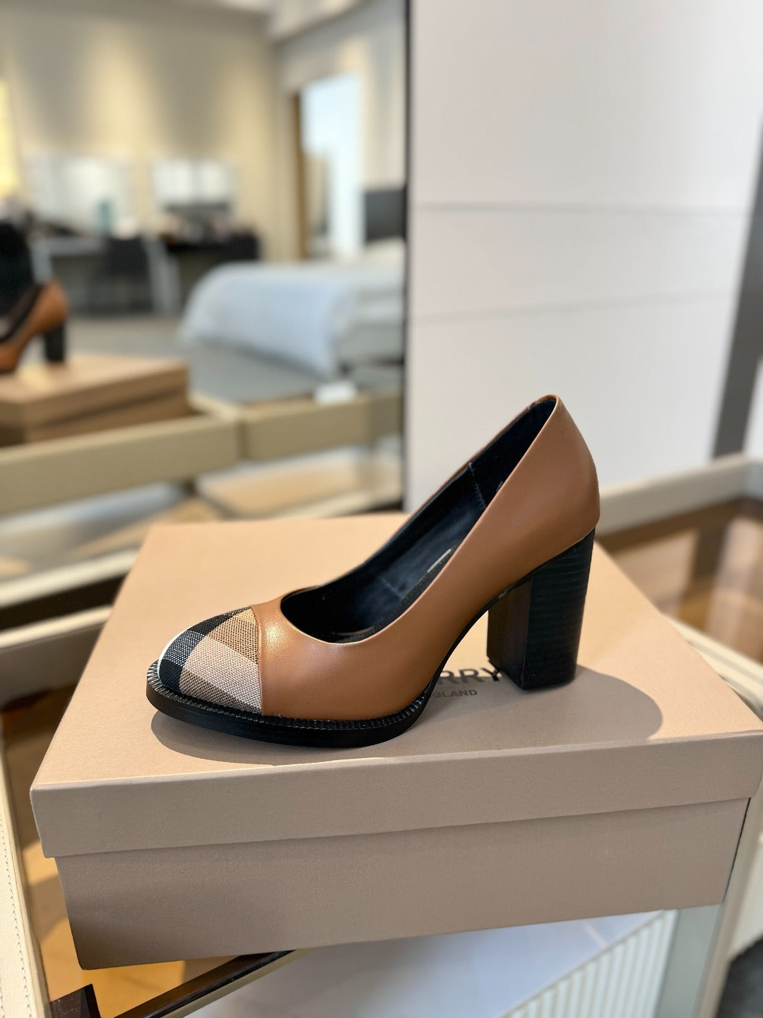 China Replica Burberry Women Shoes 112usd Only