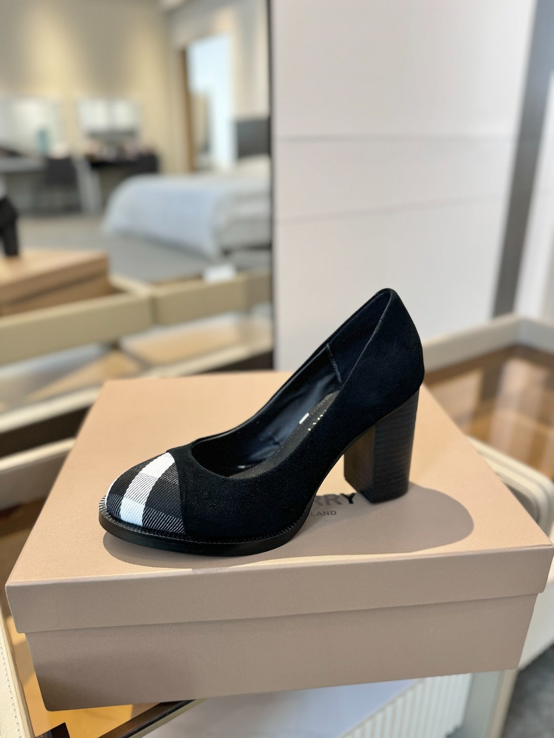 China Replica Burberry Women Shoes 112usd Only