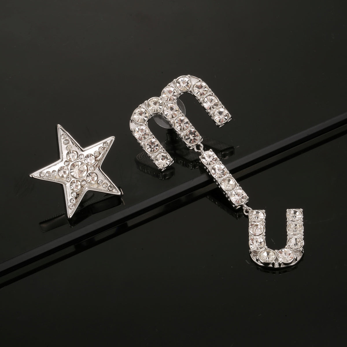 China Replica Miumiu Earrings 22usd Only