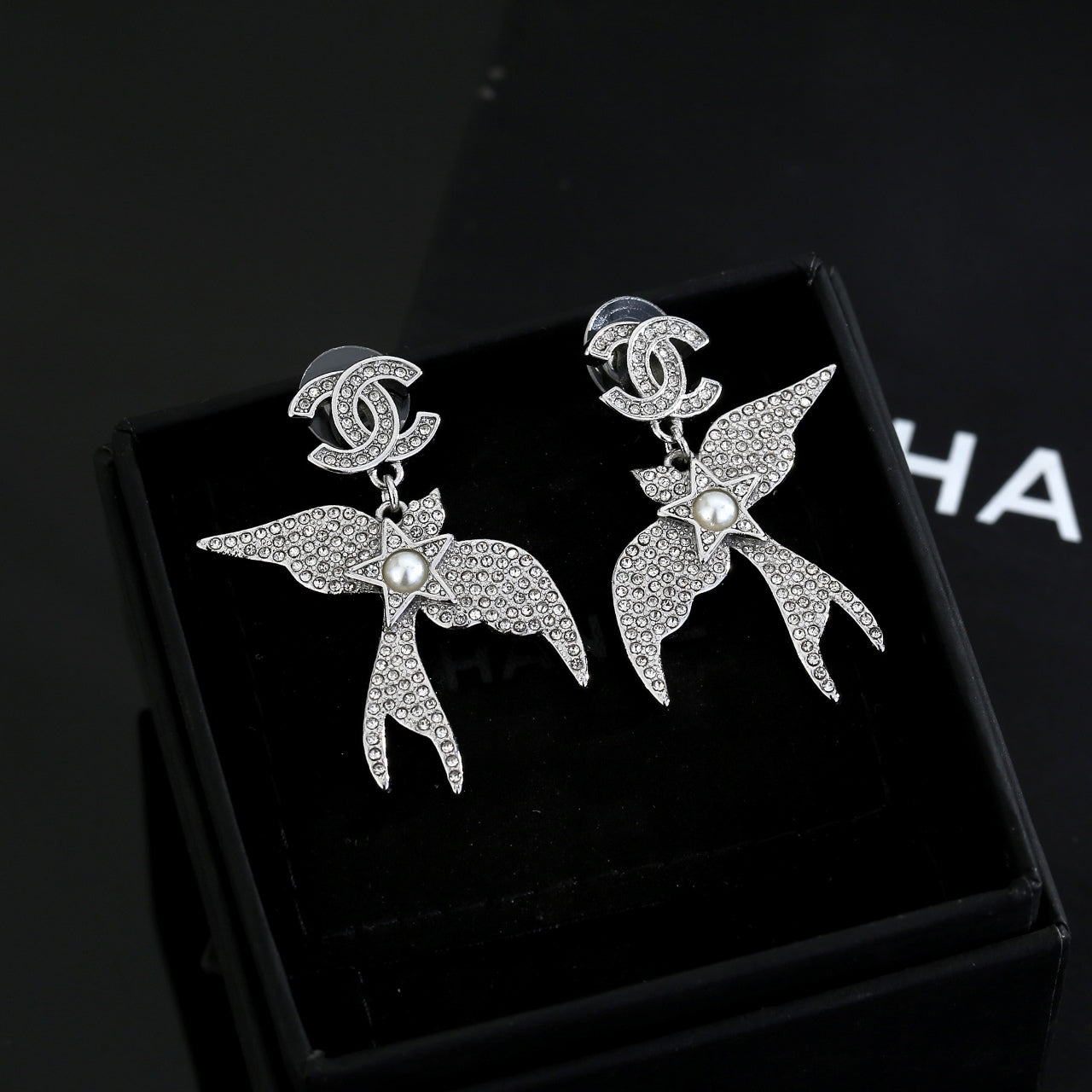 China Replica Chanel Earrings 28usd Only