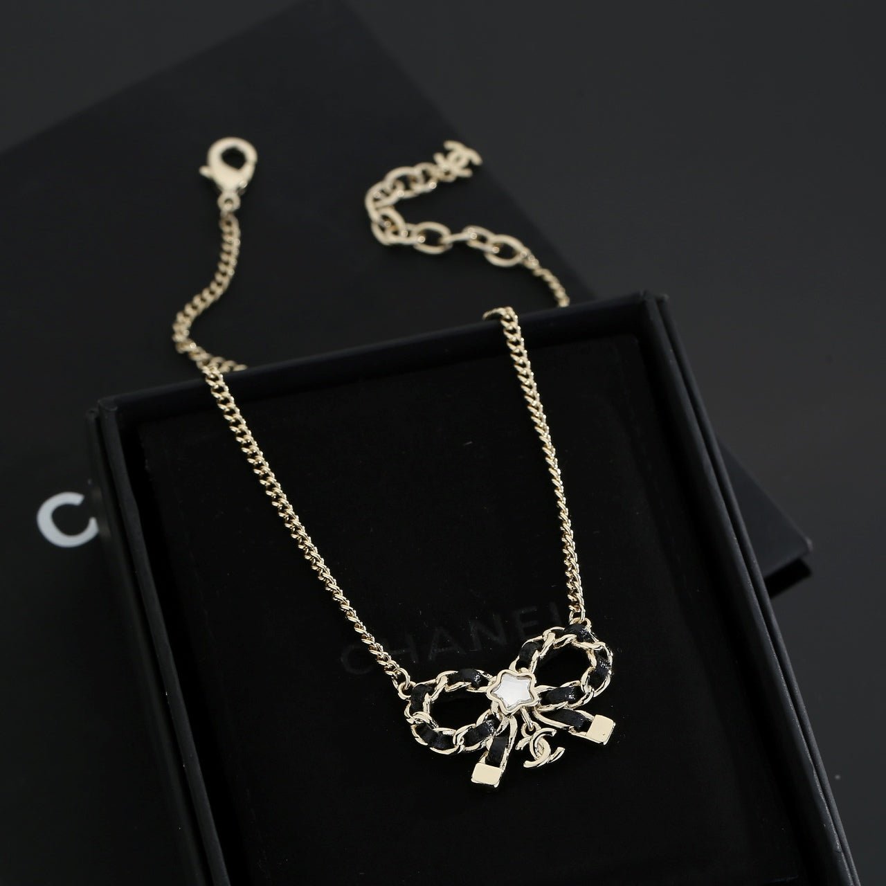 China Replica Chanel Necklaces 30usd Only