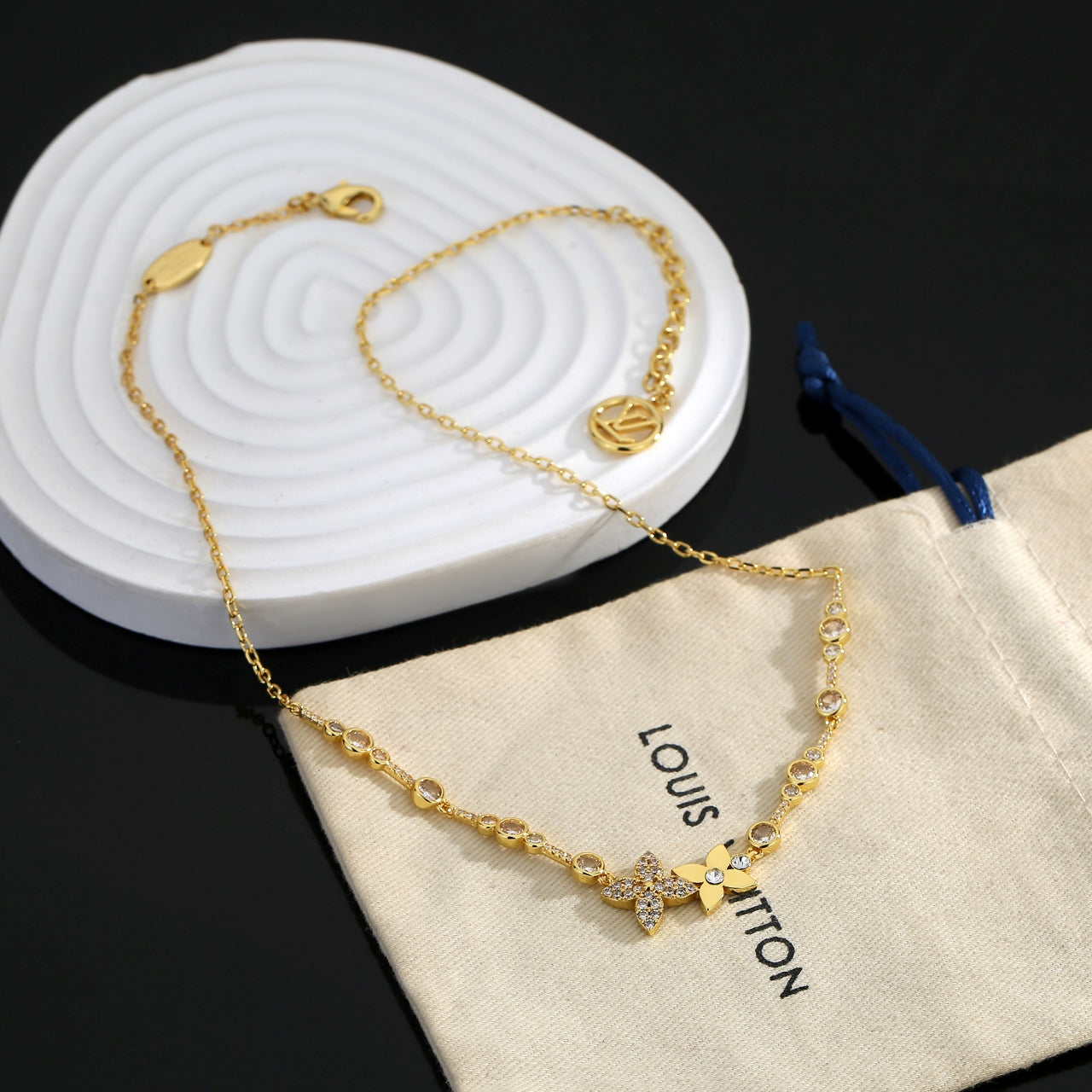 China Replica LV Necklaces 36usd Only